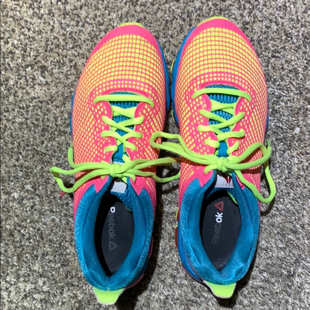Redbox athletic/running shoes